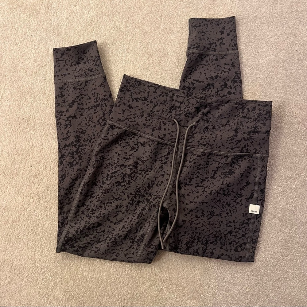 Vuori Black Patterned Leggings
